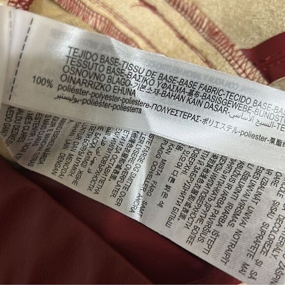 Zara Red Faux Leather Hi-rise
Legging(Size Medium) - Picture 10 of 10